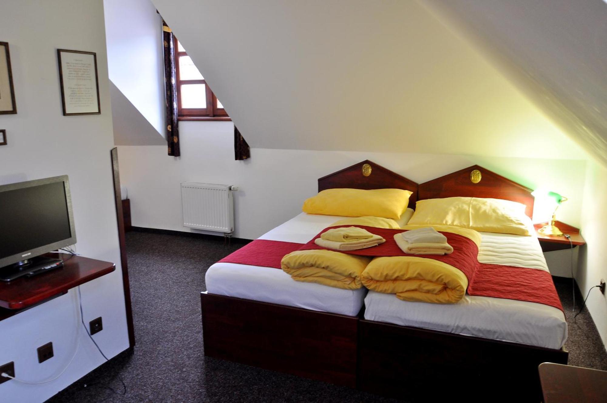 Hotel Cisar Ferdinand 洛克特 客房 照片
