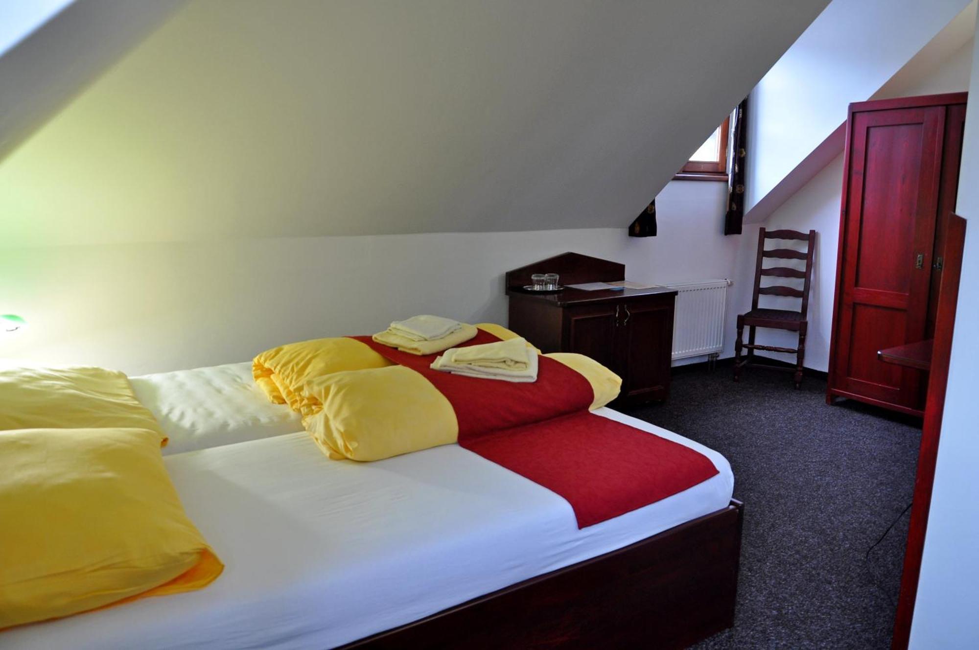 Hotel Cisar Ferdinand 洛克特 客房 照片